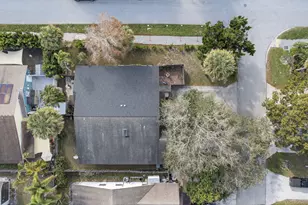 8682 Crater Terrace, West Palm Beach, FL 33403 - Photo 37