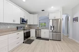 362 NW Granville St, Port Saint Lucie, FL 34986 - Photo 13