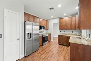 873 NW Waterlily Pl, Jensen Beach, FL 34957 - Photo 3