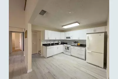 3851 Island Club Circle E, Lake Worth, FL 33462 - Photo 17