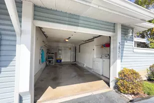 3851 Island Club Cir E, Lake Worth, FL 33462 - Photo 33