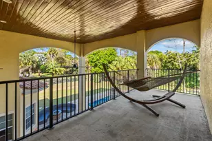 14471 Paddock Dr, Wellington, FL 33414 - Photo 13