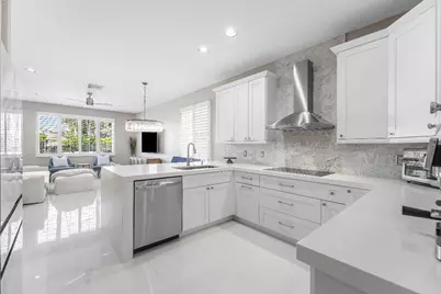 121 Palm Circle, Lake Worth Beach, FL 33462 - Photo 11