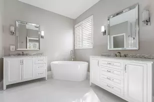 121 Palm Cir, Lake Worth, FL 33462 - Photo 23