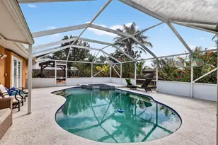 331 NE Camelot Dr, Port Saint Lucie, FL 34983 - Photo 33