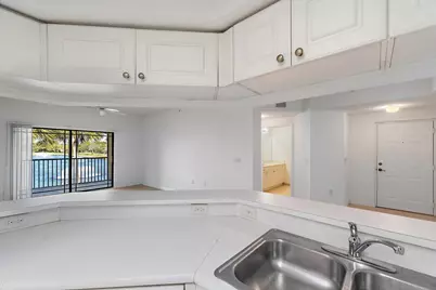 2729 Anzio Court #203, Palm Beach Gardens, FL 33410 - Photo 21