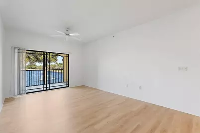 2729 Anzio Court #203, Palm Beach Gardens, FL 33410 - Photo 13