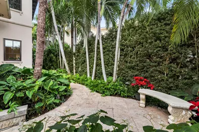 261 Seminole Avenue, Palm Beach, FL 33480 - Photo 3