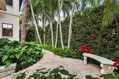 261 Seminole Avenue, Palm Beach, FL 33480 - Photo 3