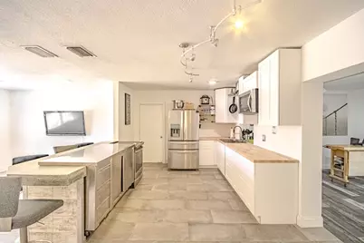 408 SE 8th Avenue, Deerfield Beach, FL 33441 - Photo 11