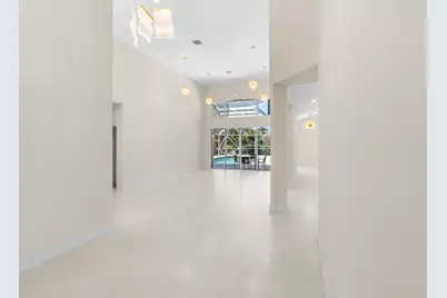 7686 La Corniche Circle, Boca Raton, FL 33433 - Photo 3