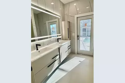 7686 La Corniche Circle, Boca Raton, FL 33433 - Photo 27