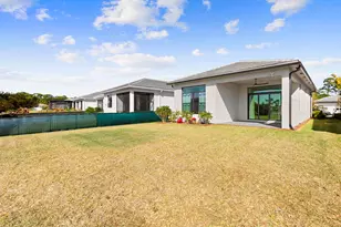 199 SE Via Sangro, Port Saint Lucie, FL 34952 - Photo 27