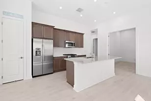 199 SE Via Sangro, Port Saint Lucie, FL 34952 - Photo 9