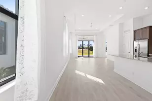 199 SE Via Sangro, Port Saint Lucie, FL 34952 - Photo 5