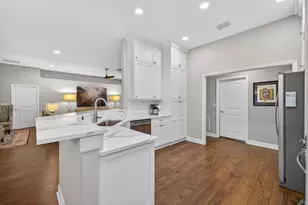 2425 SW Dalpina Rd, Port Saint Lucie, FL 34953 - Photo 15