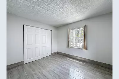 337 Kenilworth Boulevard #4, West Palm Beach, FL 33405 - Photo 17