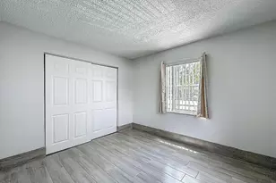 337 Kenilworth Blvd, West Palm Beach, FL 33405 - Photo 17