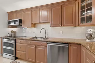 2520 Presidential Way, West Palm Beach, FL 33401 - Photo 11