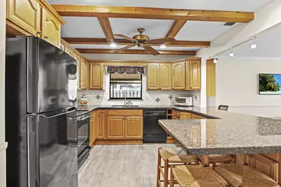 1089 Raintree Drive, Palm Beach Gardens, FL 33410 - Photo 11