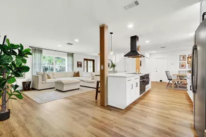 824 N Bel Air Drive, Plantation, FL 33317 - Photo 11