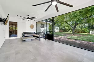 824 N Bel Air Dr, Plantation, FL 33317 - Photo 19