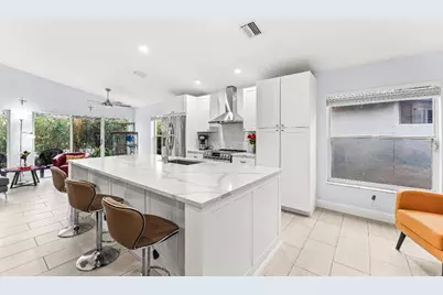 9702 Harbour Lake Circle, Boynton Beach, FL 33437 - Photo 5