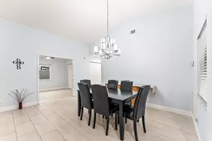 9702 Harbour Lake Cir, Boynton Beach, FL 33437 - Photo 19