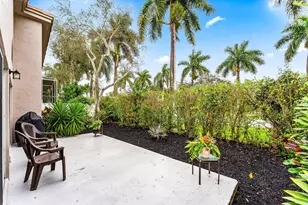 9702 Harbour Lake Cir, Boynton Beach, FL 33437 - Photo 33