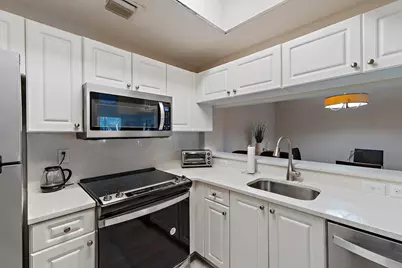 2809 Amalei Drive #203, Palm Beach Gardens, FL 33410 - Photo 13