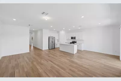 6850 NW Kestrel Lane, Port Saint Lucie, FL 34987 - Photo 9