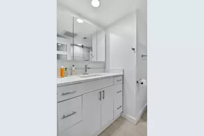 7768 Lakeside Boulevard #526, Boca Raton, FL 33434 - Photo 27