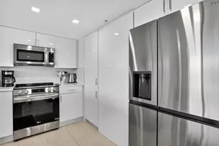 7768 Lakeside Blvd, Boca Raton, FL 33434 - Photo 15