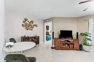 109 Liberty Ct, Deerfield Beach, FL 33442 - Photo 13