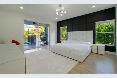 120 Saratoga Boulevard W, Royal Palm Beach, FL 33411 - Photo 15