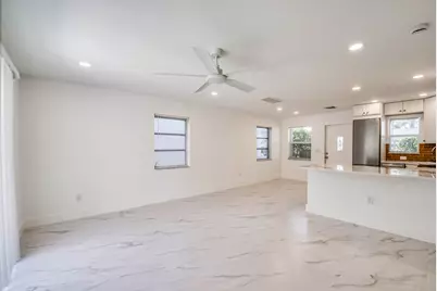 10084 Meridian Way N #4, Palm Beach Gardens, FL 33410 - Photo 9