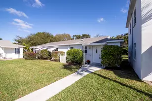 10084 Meridian Way N, Palm Beach Gardens, FL 33410 - Photo 17