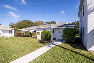 10084 Meridian Way N, Palm Beach Gardens, FL 33410 - Photo 17