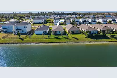 10957 SW Pacini Way, Port Saint Lucie, FL 34987 - Photo 5