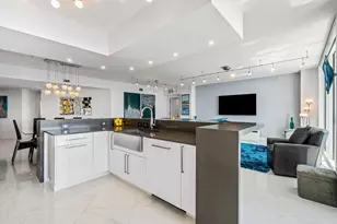 2640 Lake Shore Dr, Riviera Beach, FL 33404 - Photo 17