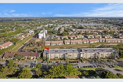 4735 Lucerne Lakes Boulevard #402, Lake Worth, FL 33467 - Photo 3