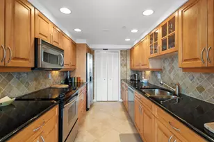 899 Jeffery St, Boca Raton, FL 33487 - Photo 5