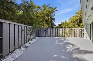 1127 E Seminole Ave, Jupiter, FL 33477 - Photo 27