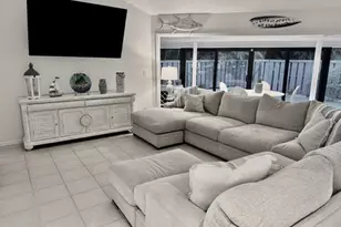 1127 E Seminole Ave, Jupiter, FL 33477 - Photo 7