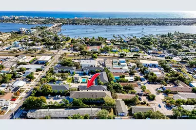 326 W Pine Street, Lantana, FL 33462 - Photo 3