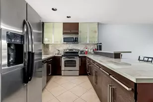 326 W Pine St, Lantana, FL 33462 - Photo 13