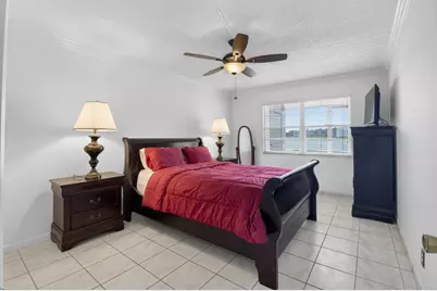 1056 Guildford D #1056, Boca Raton, FL 33434 - Photo 11