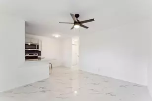 525 S Broadway St, Lantana, FL 33462 - Photo 13