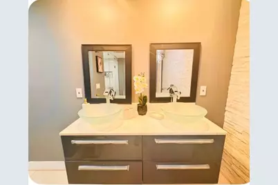 214 Westwood Circle E, West Palm Beach, FL 33411 - Photo 29