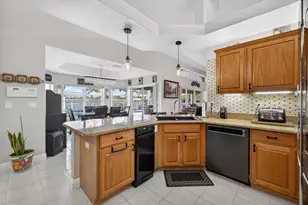 411 SW Thistle Trail, Port Saint Lucie, FL 34953 - Photo 17